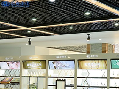 化妝品店為何不能征服消費者？