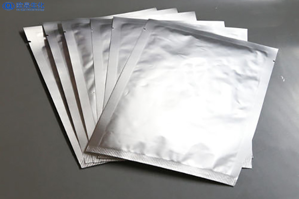 面膜貼牌廠家:醫(yī)用冷敷貼可以當(dāng)面膜嗎？